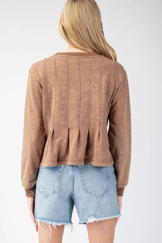 SNOW WASHED PLEATED LONG SLEEVE TOP - COCO