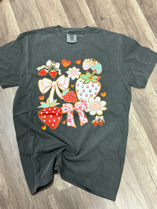 Strawberry’s & bows CC Tee