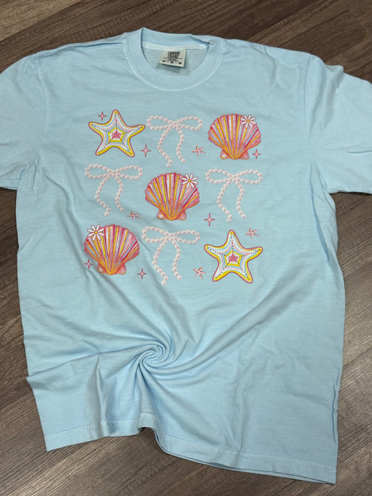 Shells & Bows Beach Collage tee