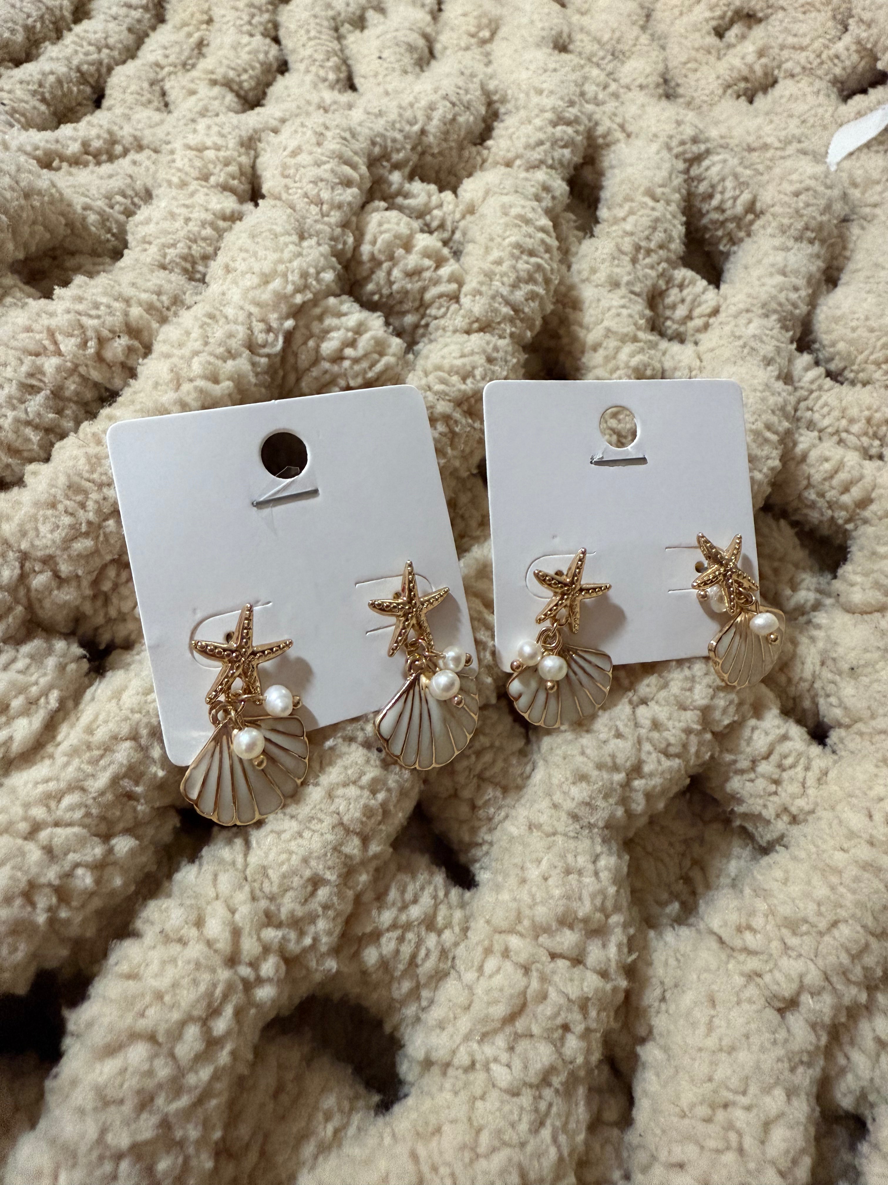 Starfish With Shell Dangle Earrings