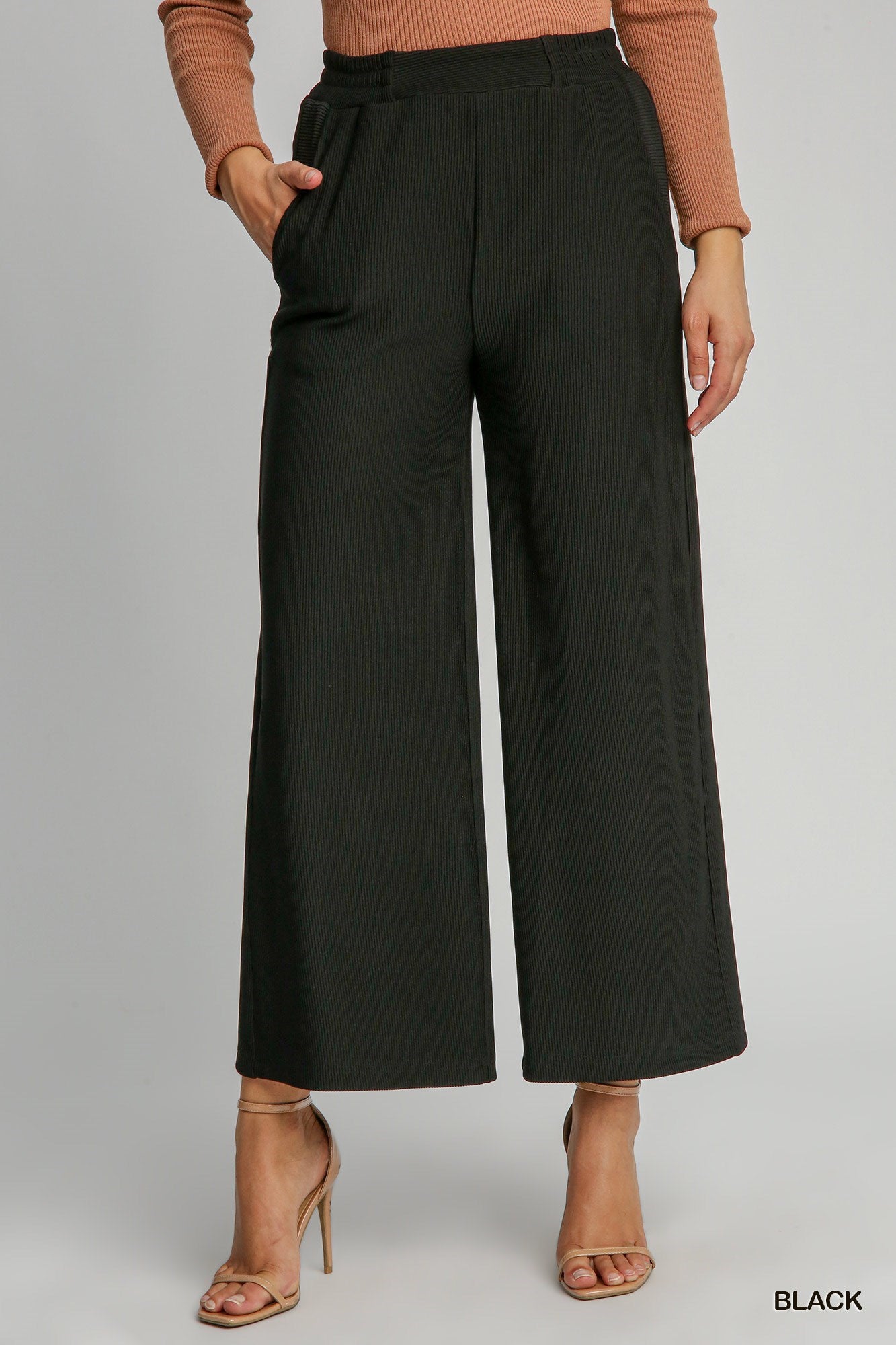 Ribbed Knit Straight Leg Pants -Black