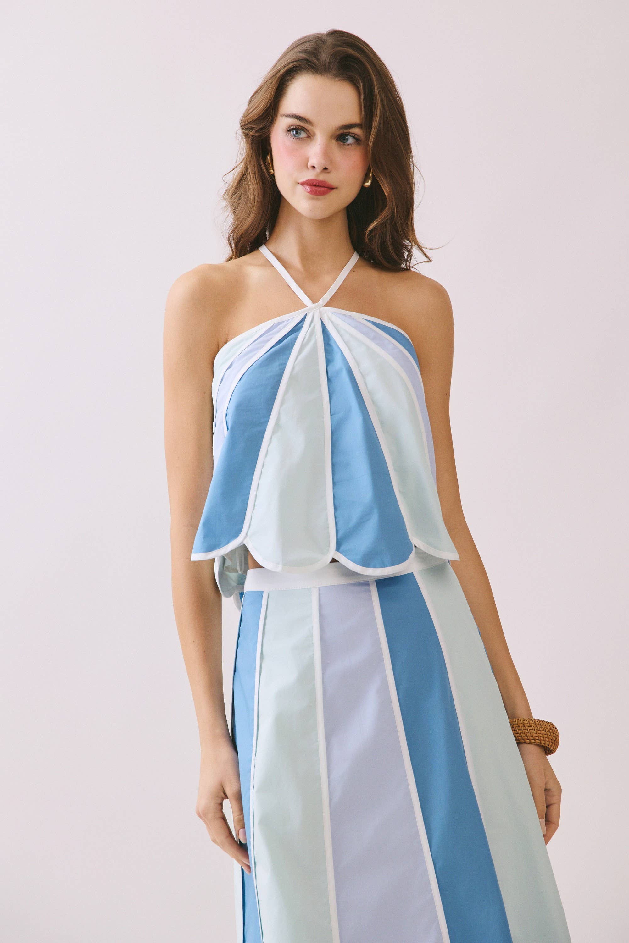 Color Block Scalloped Edges Detail Halter Top: Blue