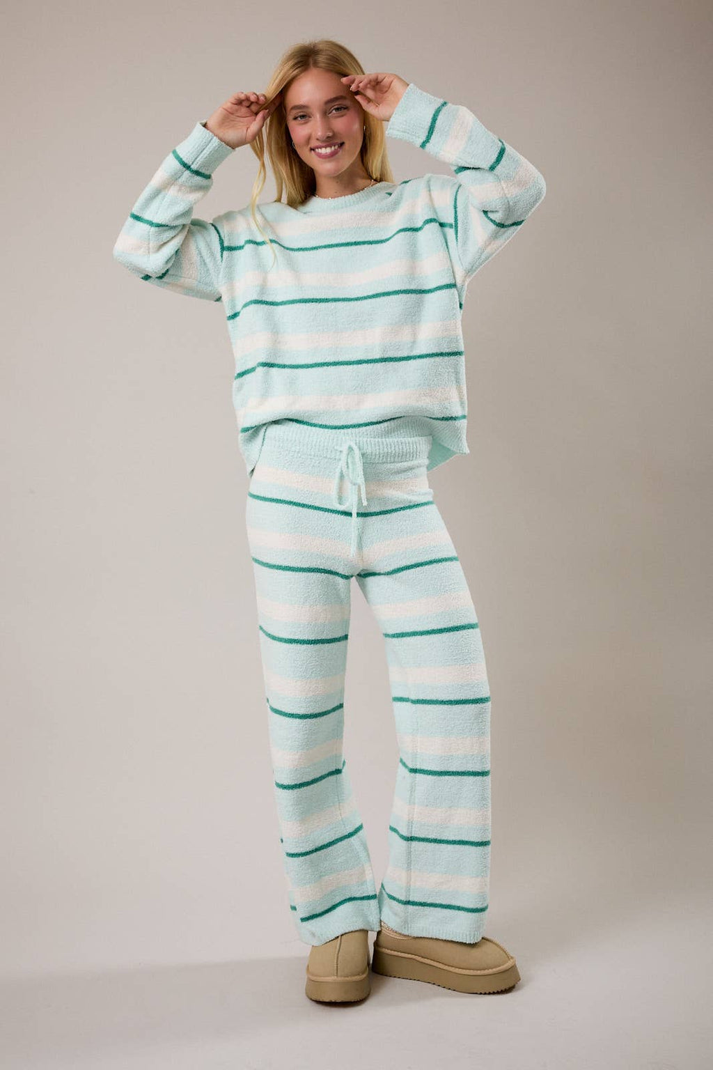 LONG SLEEVE STRIPE SWEATER TOP WITH WIDE LEG SWEATER PANTS: LT MINT-CREAM STRIPE
