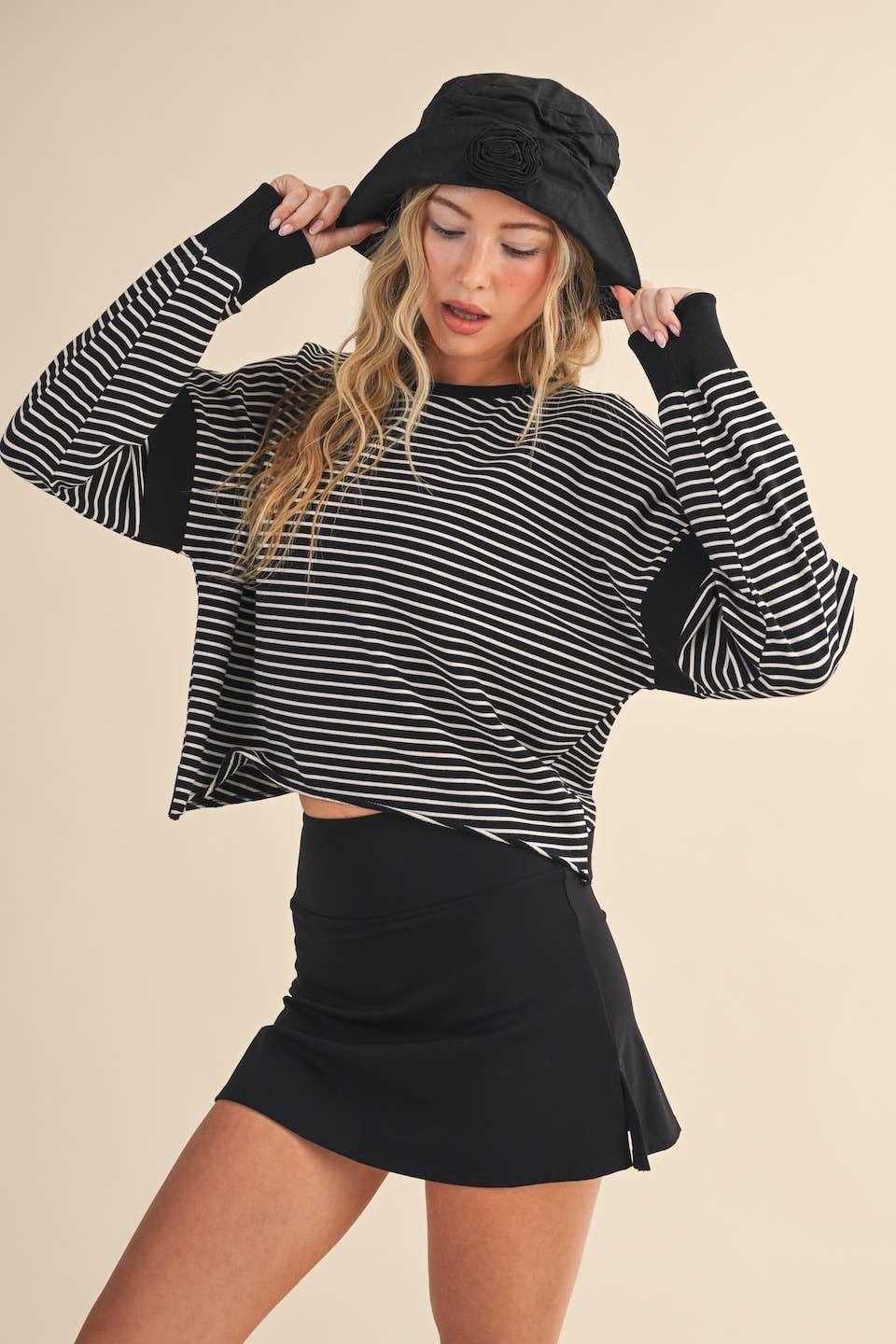 Striped Cutout Back Layering Sweatshirt: Black/White
