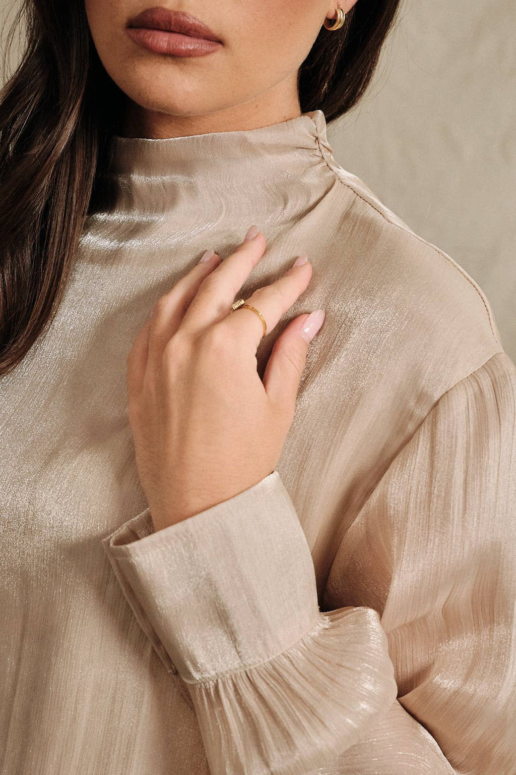 High Neck Sheer Shimmer Bubble Hem Blouse: CHAMPAGNE