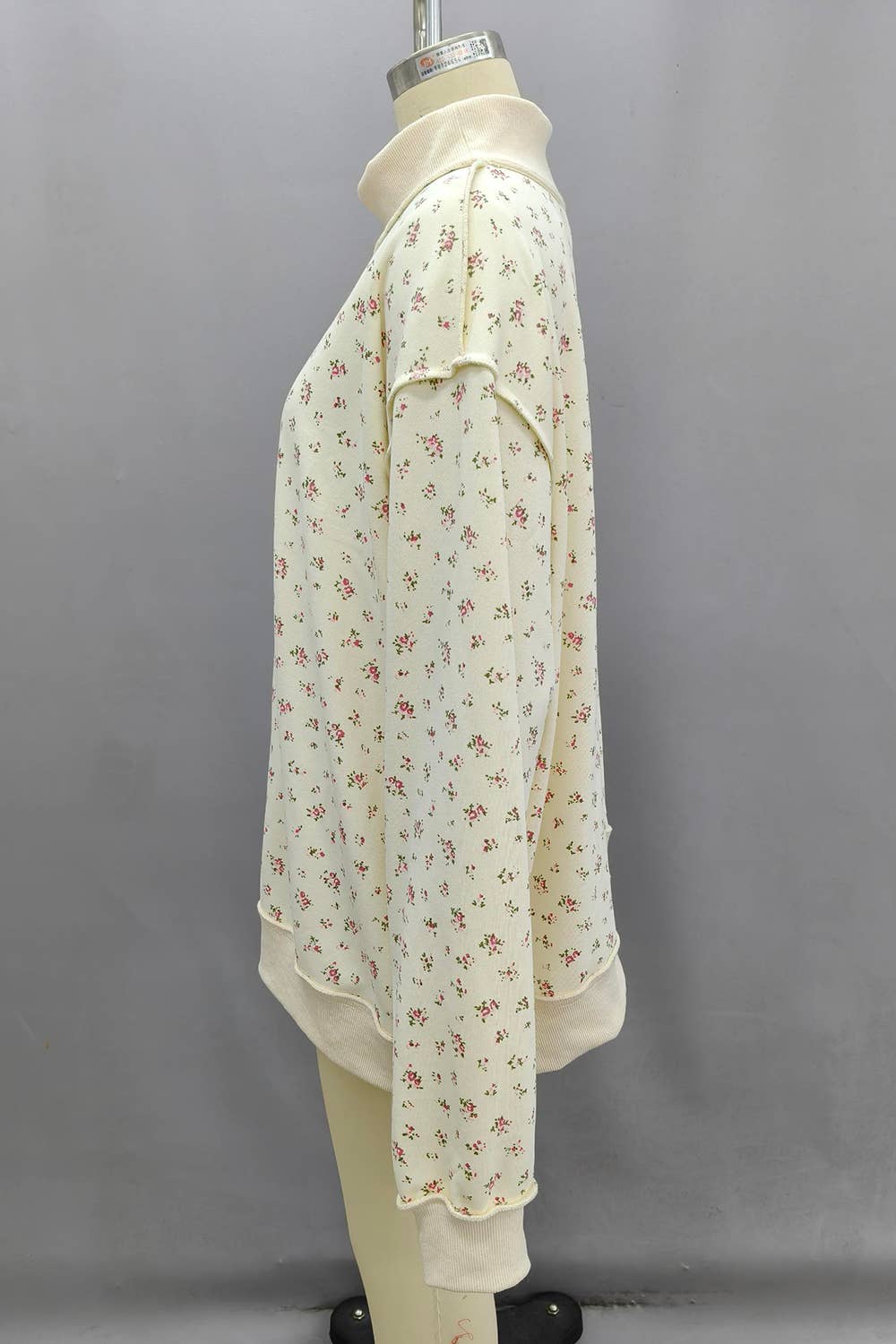 Floral Print Oversized Mock Neck Sweatshirt: CREAM