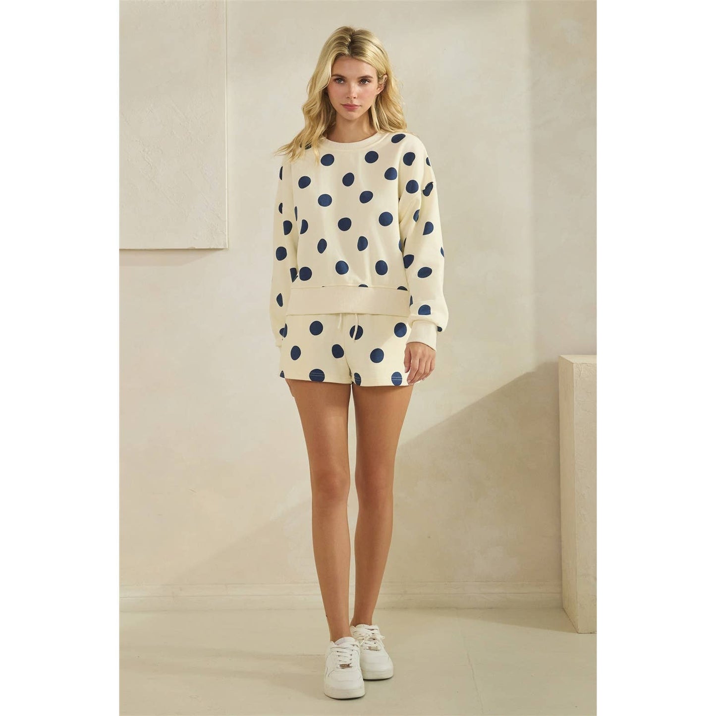 Polka Dot Crew Neck SweatShirt: Black