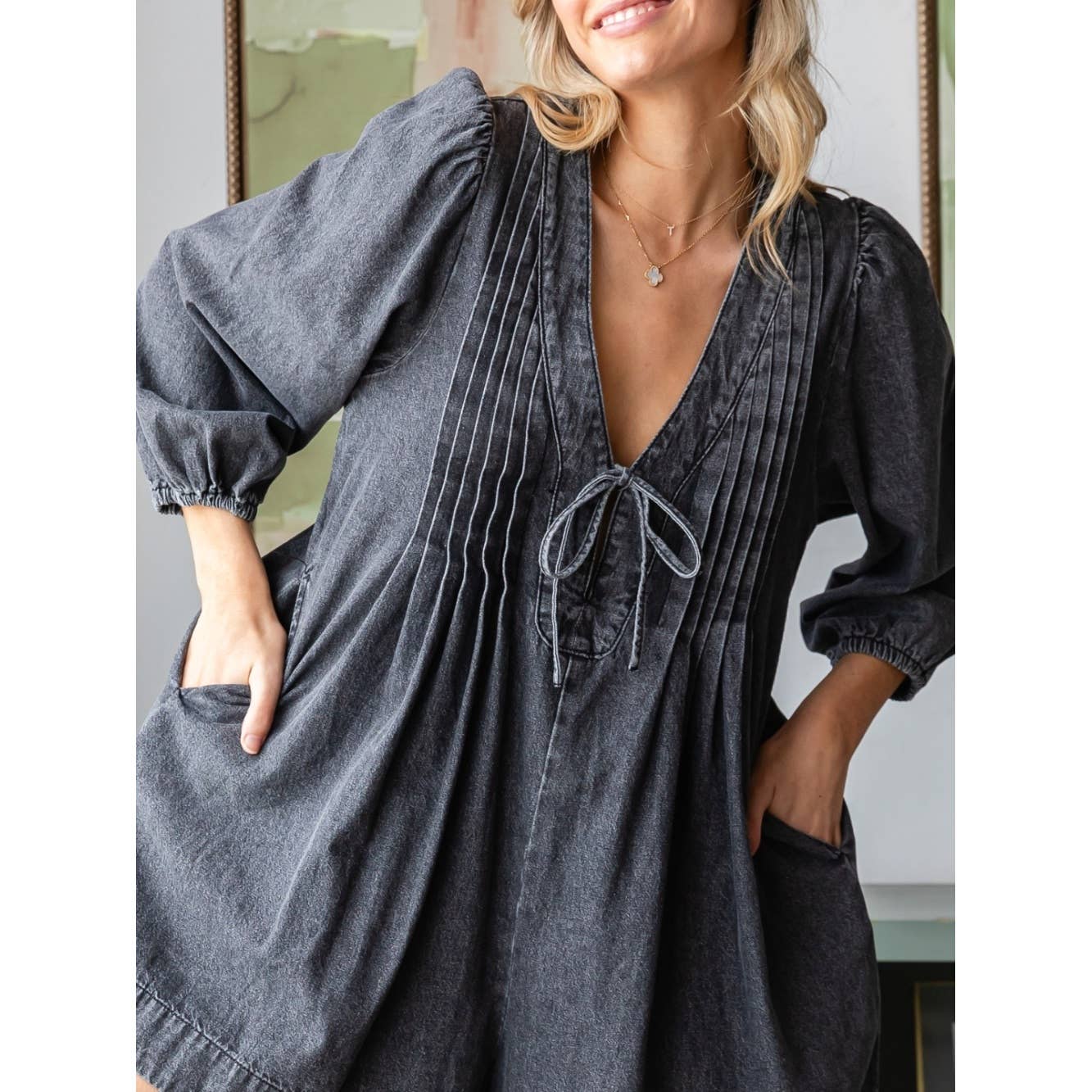 V-neck Puff Sleeve Denim Romper: Medium Wash