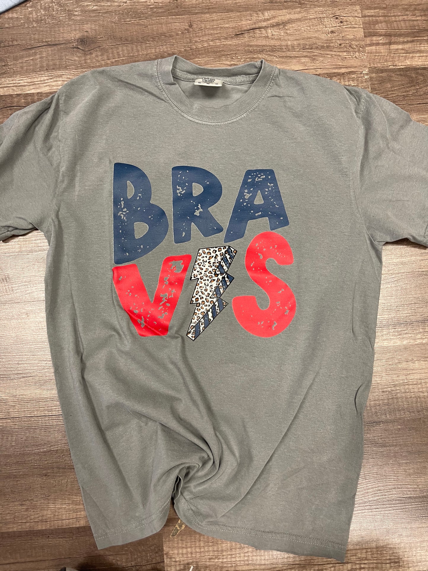 Braves Distressed Cheetah Lighting Tee