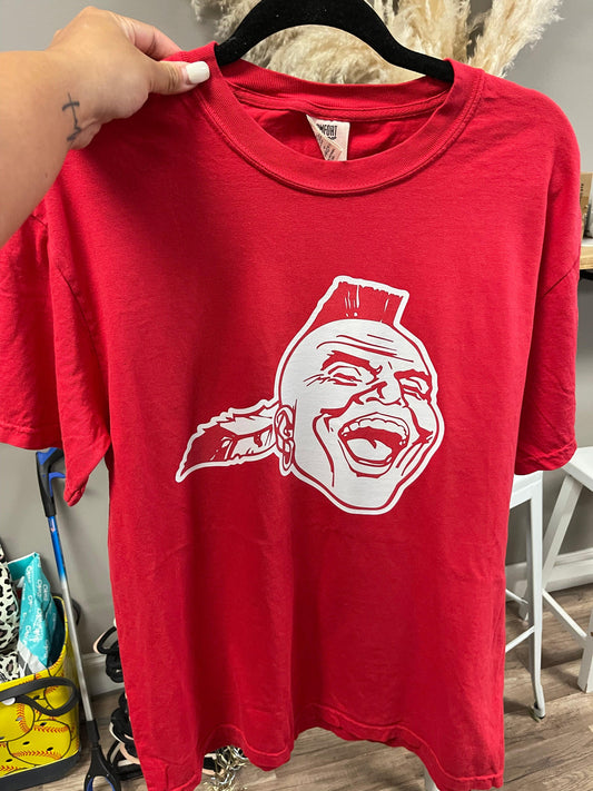 Red braves chief cc tee